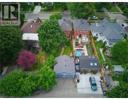 85 BARRIE Street - 32