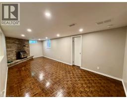 27 ELIZABETH Street - 23