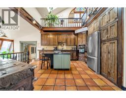 4766 HYNDMAN Drive - 11