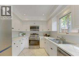 60 ALLEN Street W UnitNo. 7 - 18