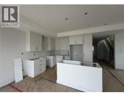 3 HOYLAKE Road - 3
