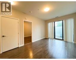 690 W KING Street W UnitNo. 116 - 10
