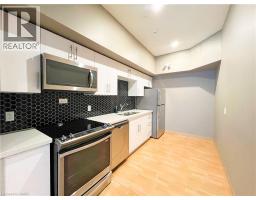 690 W KING Street W UnitNo. 116 - 21