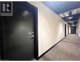 690 W KING Street W UnitNo. 116 - 4