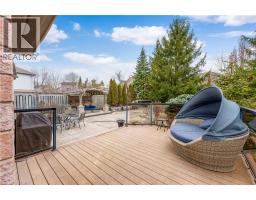 60 CHANDOS Drive - 34