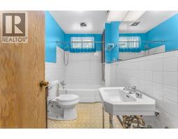 21 FIRST Avenue - 21