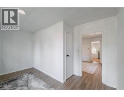 241 TALBOT Street S - 10