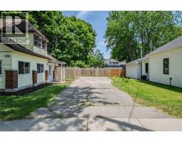 241 TALBOT Street S - 2