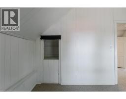 241 TALBOT Street S - 24
