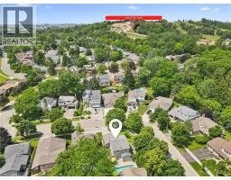 16 MANITOULIN Crescent - 37