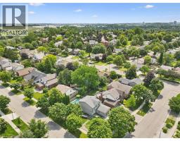 16 MANITOULIN Crescent - 39