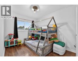 156 ST CATHARINES Street UnitNo. 6 - 27
