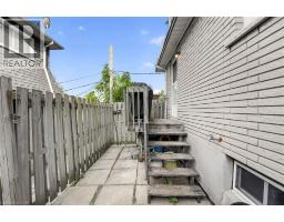 156 ST CATHARINES Street UnitNo. 6 - 35