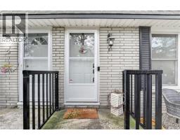 156 ST CATHARINES Street UnitNo. 6 - 5
