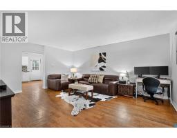 156 ST CATHARINES Street UnitNo. 6 - 7