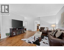 156 ST CATHARINES Street UnitNo. 6 - 8