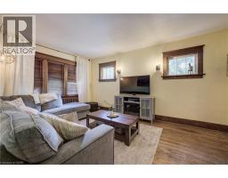90 BROCK Street - 12