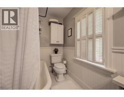 90 BROCK Street - 26