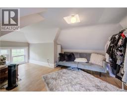 90 BROCK Street - 29