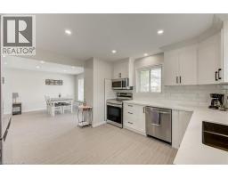 69 CLARKE Street N - 16