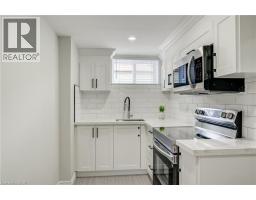 69 CLARKE Street N - 31