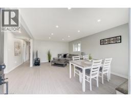 69 CLARKE Street N - 6