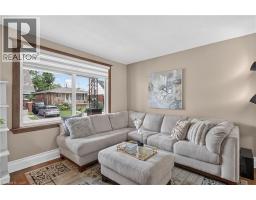 55 CAMERON Avenue N - 8