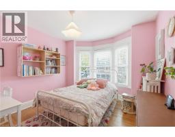 37 CONNAUGHT Avenue S - 18