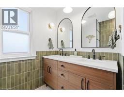 37 CONNAUGHT Avenue S - 23