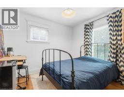 37 CONNAUGHT Avenue S - 24