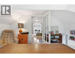 37 CONNAUGHT Avenue S - 34