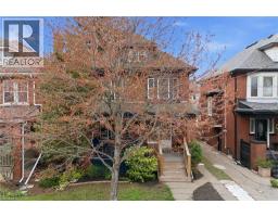 37 CONNAUGHT Avenue S - 41