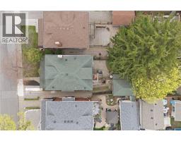 37 CONNAUGHT Avenue S - 43