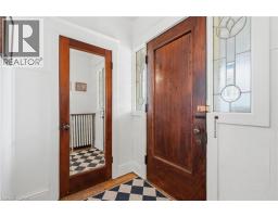 37 CONNAUGHT Avenue S - 5