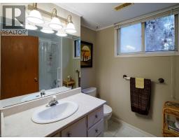 50 THORNCLIFFE Road - 14