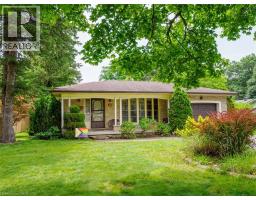 50 THORNCLIFFE Road - 28
