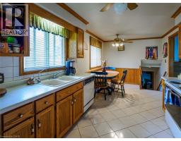 50 THORNCLIFFE Road - 6