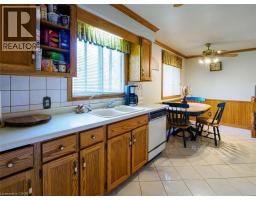 50 THORNCLIFFE Road - 8