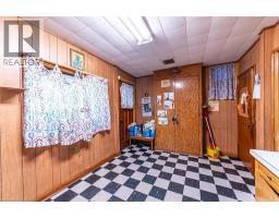 35 SHERMAN Avenue N - 12