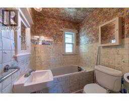 35 SHERMAN Avenue N - 14