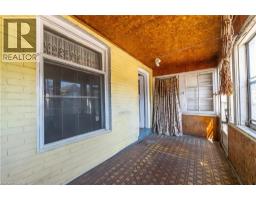 35 SHERMAN Avenue N - 2