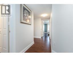 776 LAURELWOOD Drive UnitNo. 716 - 18