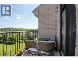 776 LAURELWOOD Drive UnitNo. 716 - 35