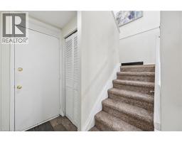 25 BRITTEN Close UnitNo. B52 - 18