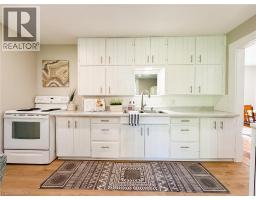 43 TEMPERANCE Street E - 18