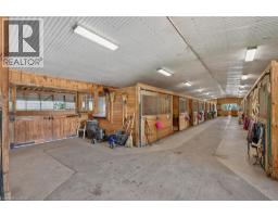 564 8TH CONCESSION Road E - 17