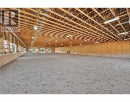 564 8TH CONCESSION Road E - 21