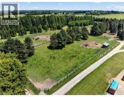 564 8TH CONCESSION Road E - 40