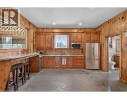 564 8TH CONCESSION Road E - 6