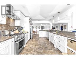 915 QUEENSTON Road - 19